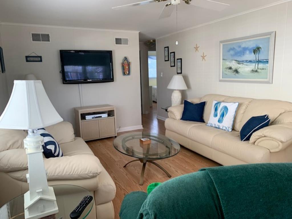 9 E Mississippi Avenue, Haven Beach (Ocean Side)