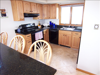 11504 Beach Avenue, Haven Beach (Ocean Side)