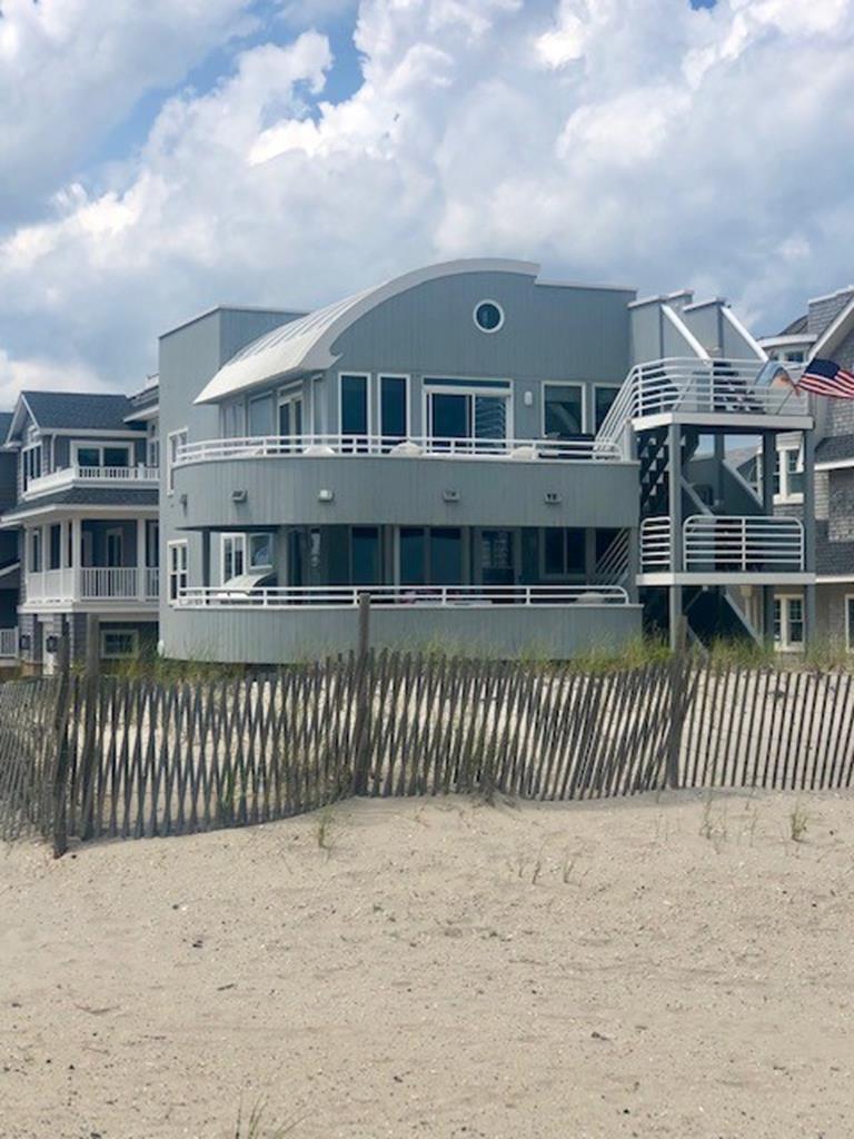 105 Lavenia Avenue, Beach Haven Crest