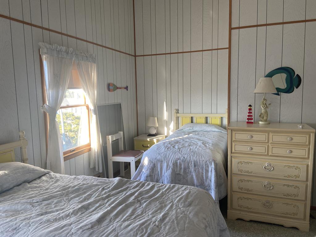 12201 Ocean Avenue, The Dunes (Ocean Front)