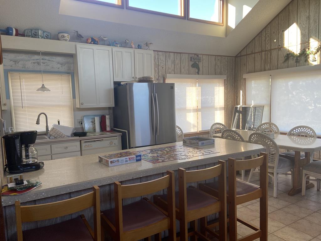 12201 Ocean Avenue, The Dunes (Ocean Front)