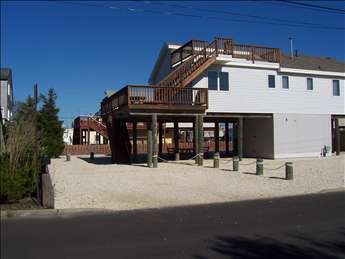 9 W. New York Avenue, Brighton Beach (Bay Side)