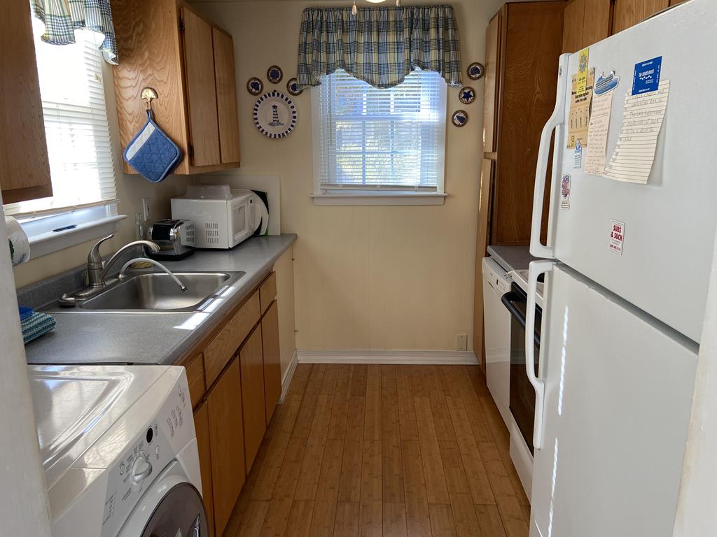 121 East 28th Street, Beach Haven Gardens (Ocean Side)