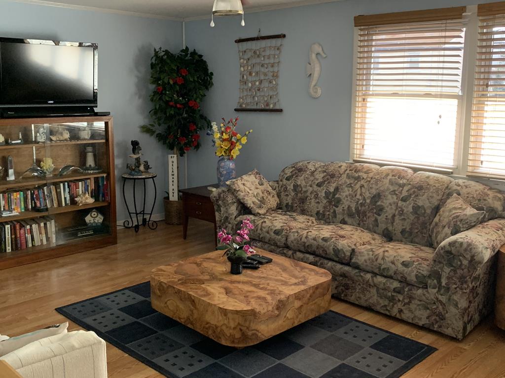 11 E. 87th Street 2nd Floor, Brighton Beach (Ocean Side)