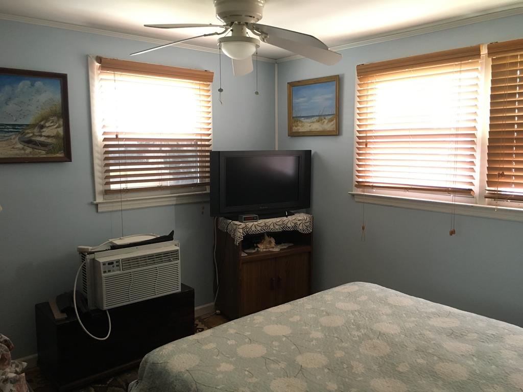 11 E. 87th Street 2nd Floor, Brighton Beach (Ocean Side)