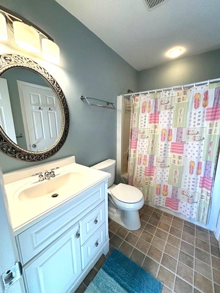 127 Iroquois Avenue, Beach Haven (Ocean Front)