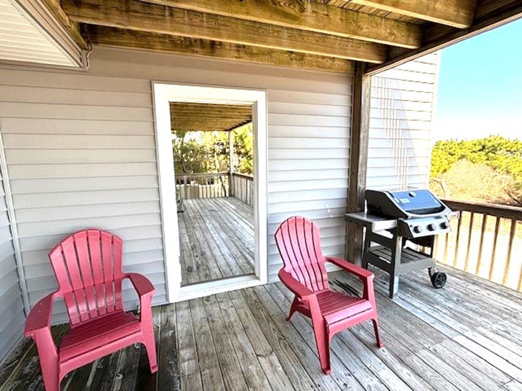 127 Iroquois Avenue, Beach Haven (Ocean Front)