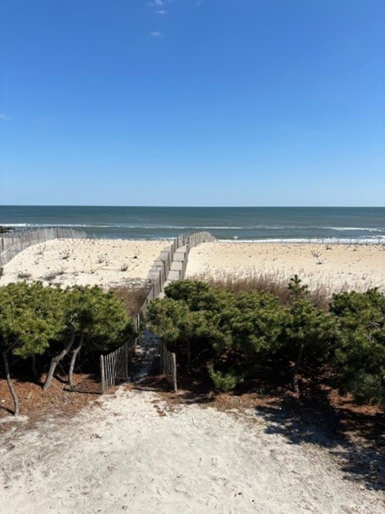 127 Iroquois Avenue, Beach Haven (Ocean Front)