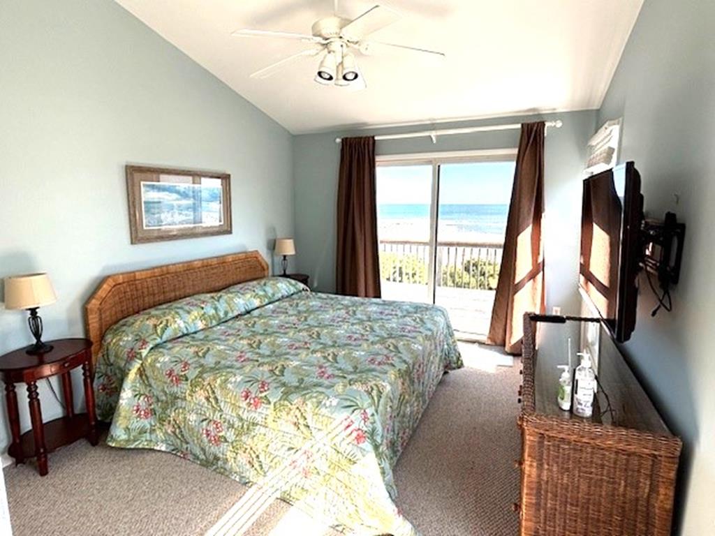 127 Iroquois Avenue, Beach Haven (Ocean Front)