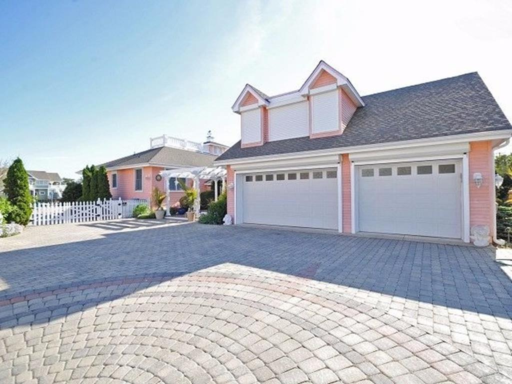 512 Leeward Avenue, Beach Haven (Bayside)