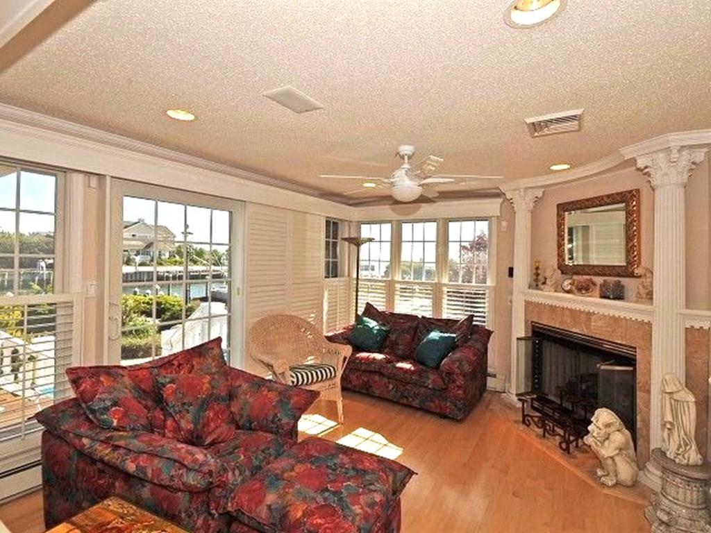 512 Leeward Avenue, Beach Haven (Bayside)