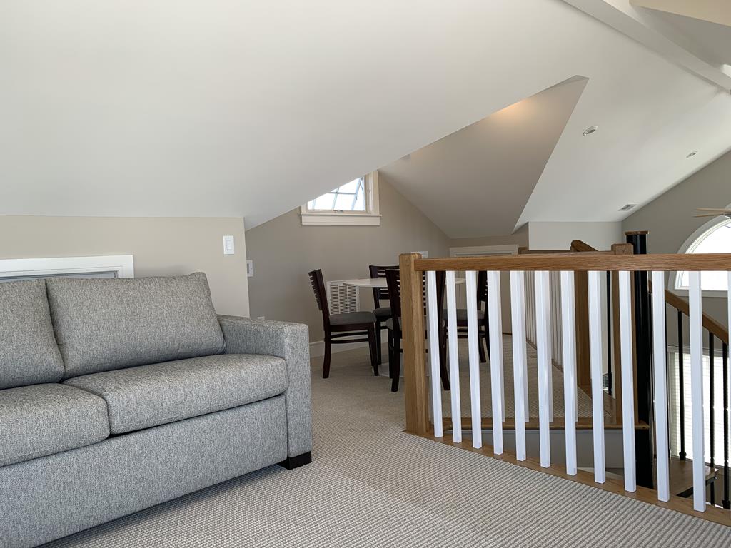 115 W South 33rd Street, Beach Haven Gardens (Bay Front)