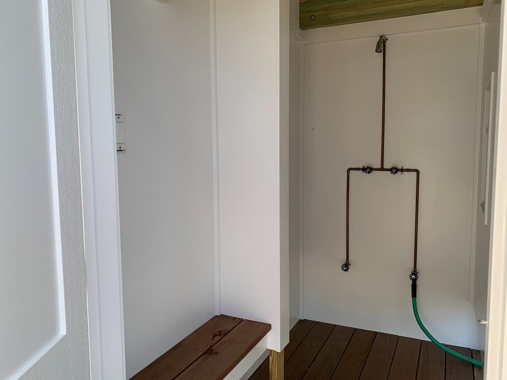 115 W South 33rd Street, Beach Haven Gardens (Bay Front)