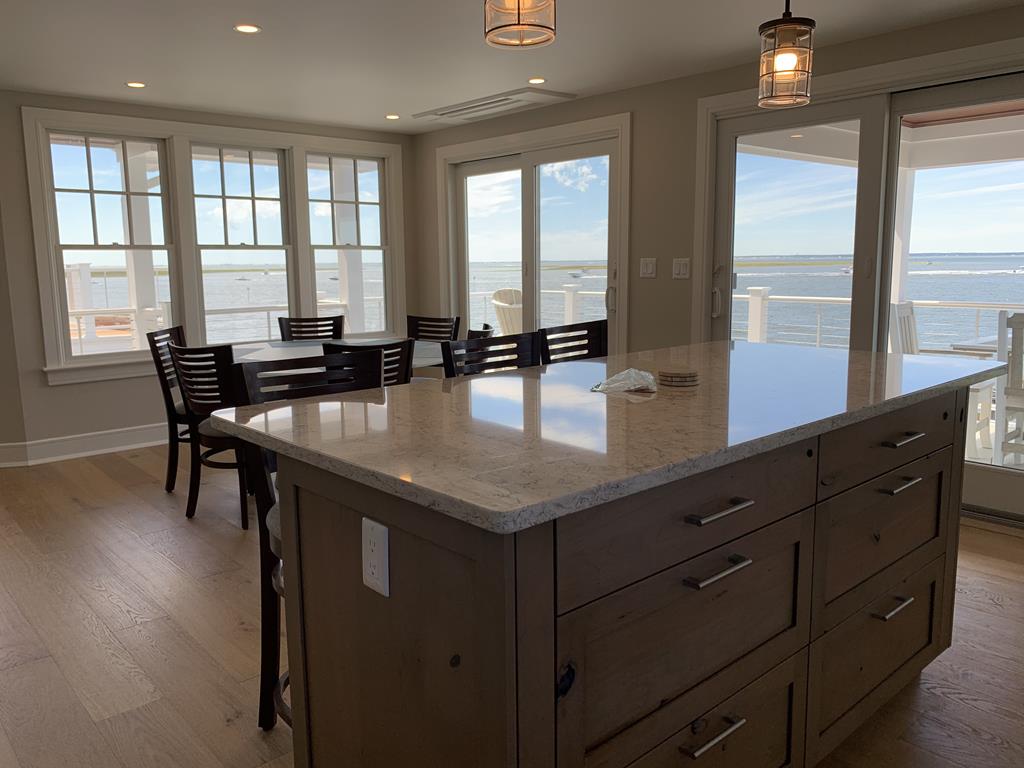 115 W South 33rd Street, Beach Haven Gardens (Bay Front)