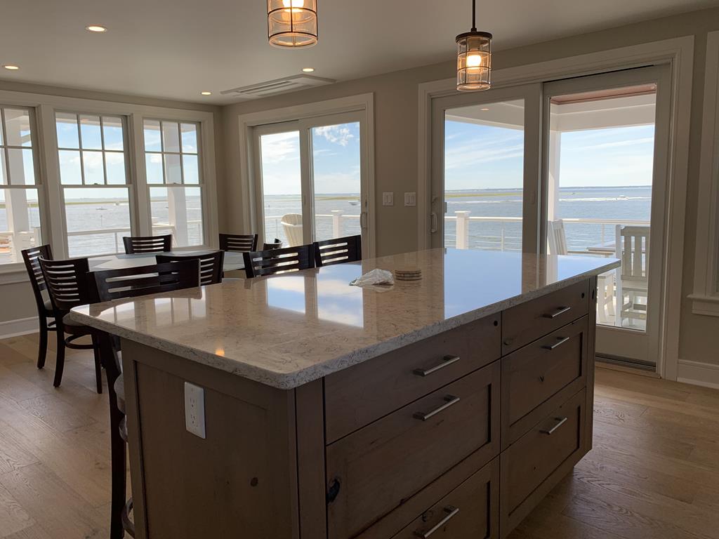 115 W South 33rd Street, Beach Haven Gardens (Bay Front)