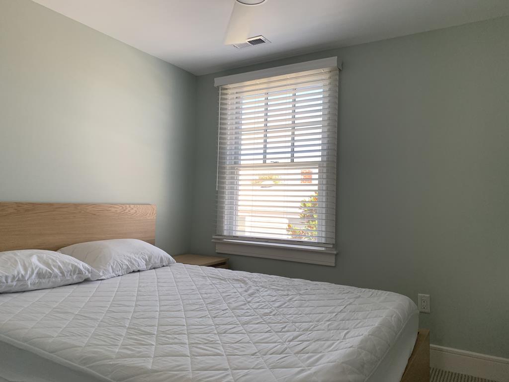 115 W South 33rd Street, Beach Haven Gardens (Bay Front)