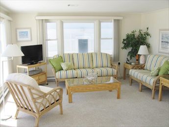 209 E 19th St, North Beach Haven (Ocean Front)