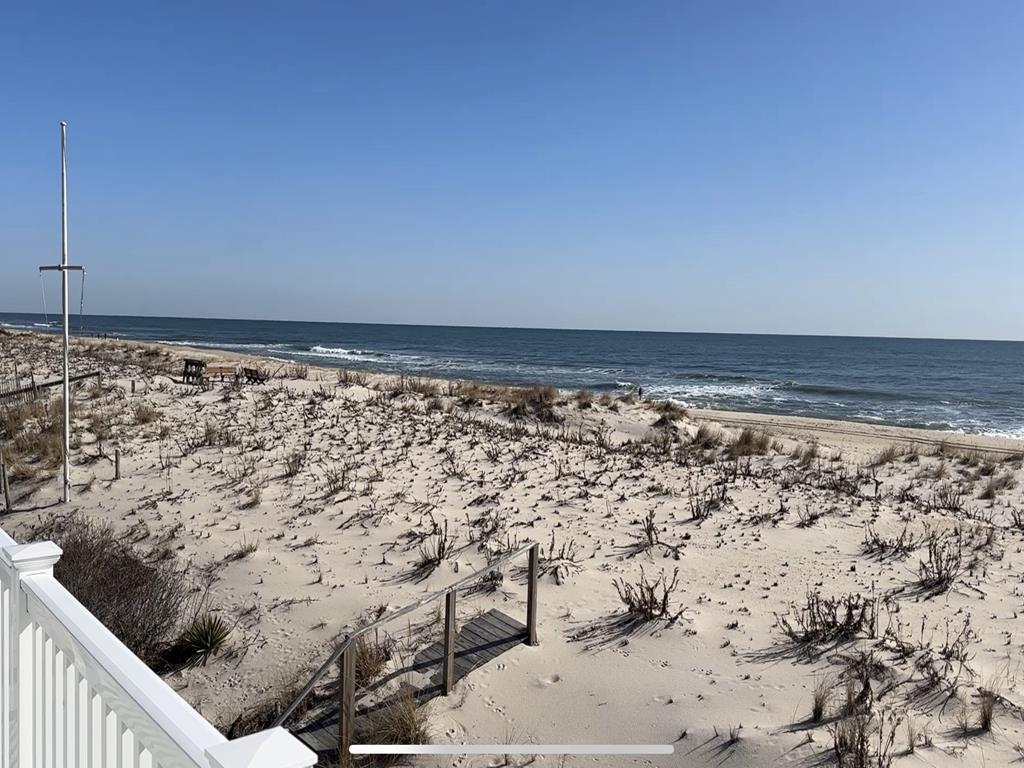 209 E 19th St, North Beach Haven (Ocean Front)