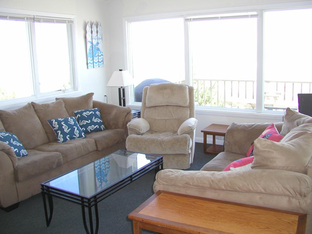 200 Stratford Avenue    2nd Floor, Beach Haven (Ocean Front)