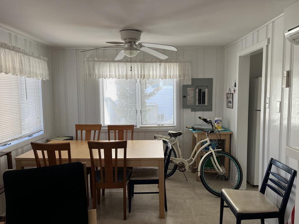 13607 Atlantic Avenue, Beach Haven Gardens (Ocean Block)