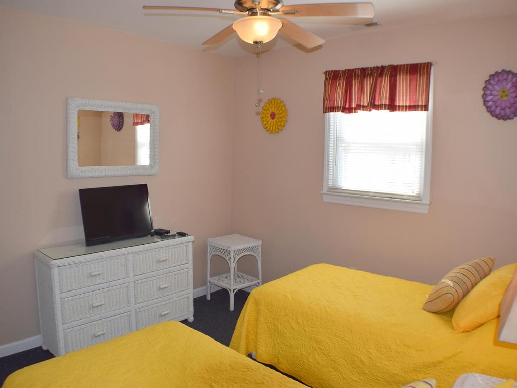 34 80th Street, Sea Isle City (Beach Block)