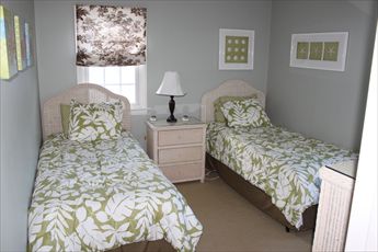 810 Beach Avenue, Beach Haven (Ocean Side)