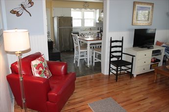 810 Beach Avenue, Beach Haven (Ocean Side)