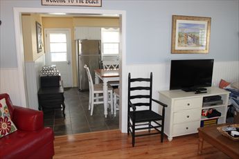 810 Beach Avenue, Beach Haven (Ocean Side)