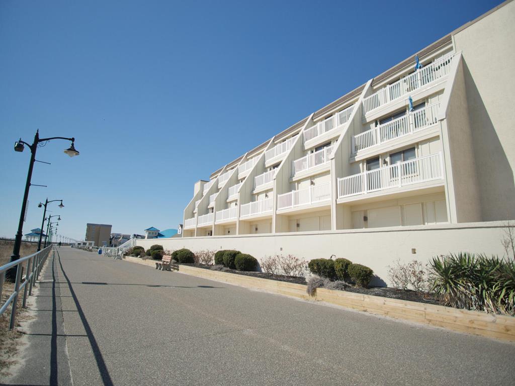 3901 Promenade, Sea Isle City (Beach Front)