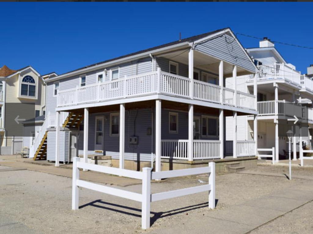 7712 Pleasure Avenue, Sea Isle City (Beach Block)