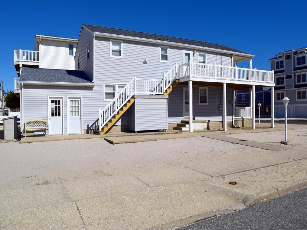 7712 Pleasure Avenue, Sea Isle City (Beach Block)