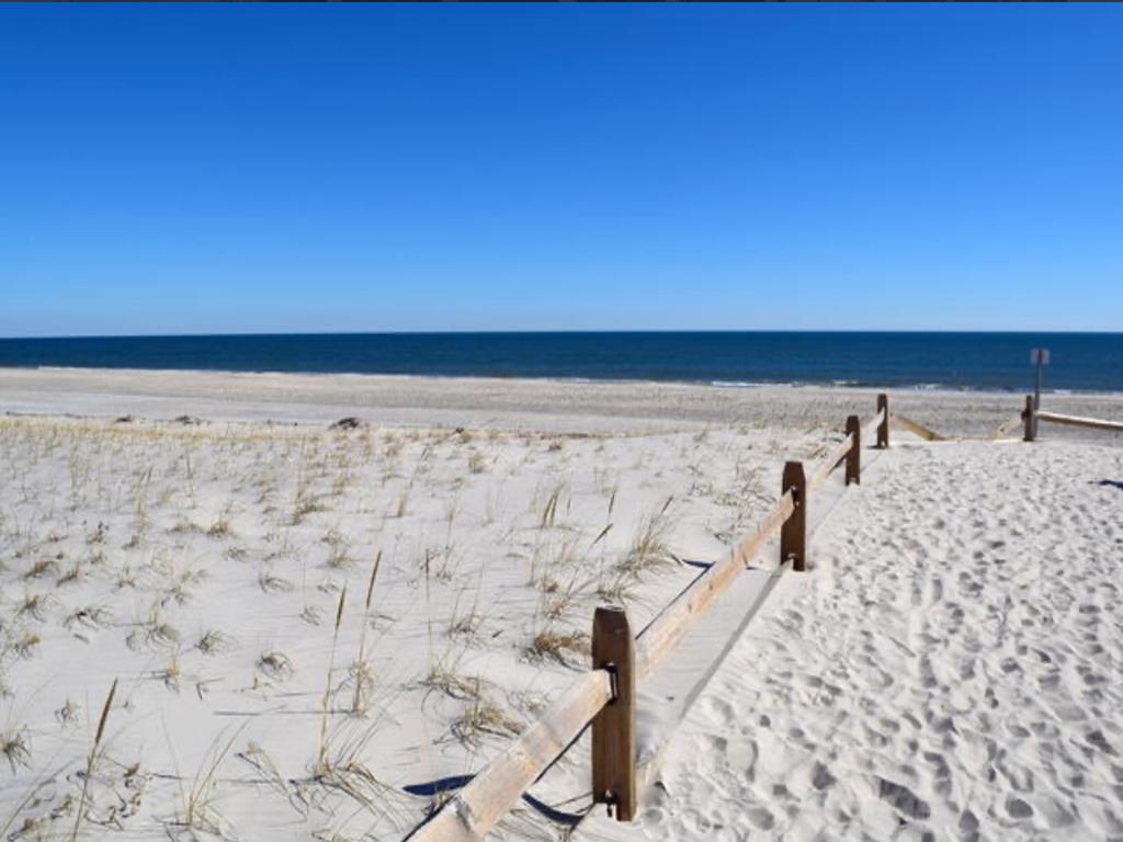 7712 Pleasure Avenue, Sea Isle City (Beach Block)
