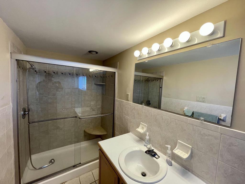 2305 Landis Avenue, Sea Isle City (Beach Front)