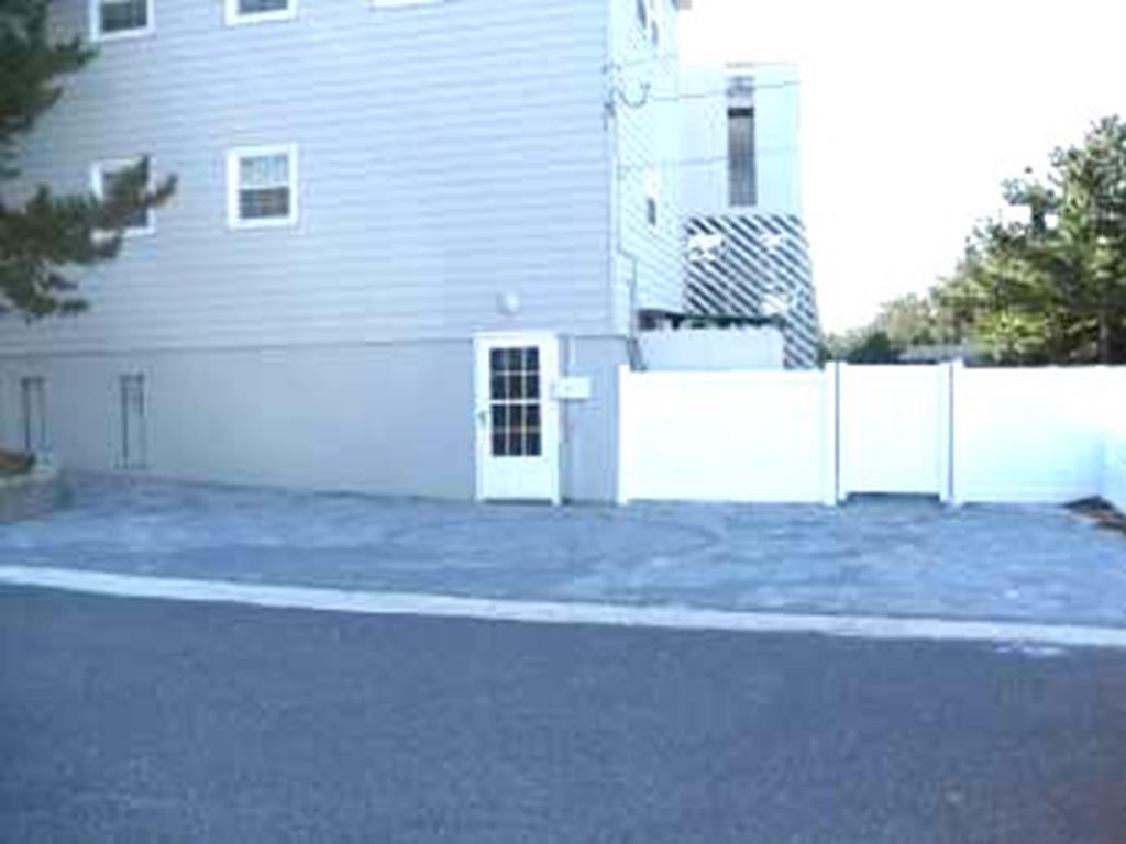 204 E. 33rd Street, Beach Haven Gardens (Ocean Front)