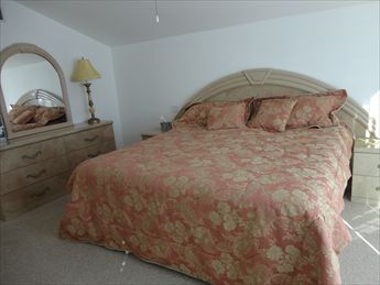 18 33rd Street, Sea Isle City (Beach Front)