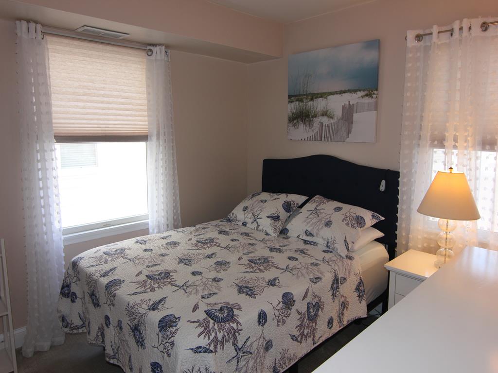 25 33rd Street, Sea Isle City (Beach Block)