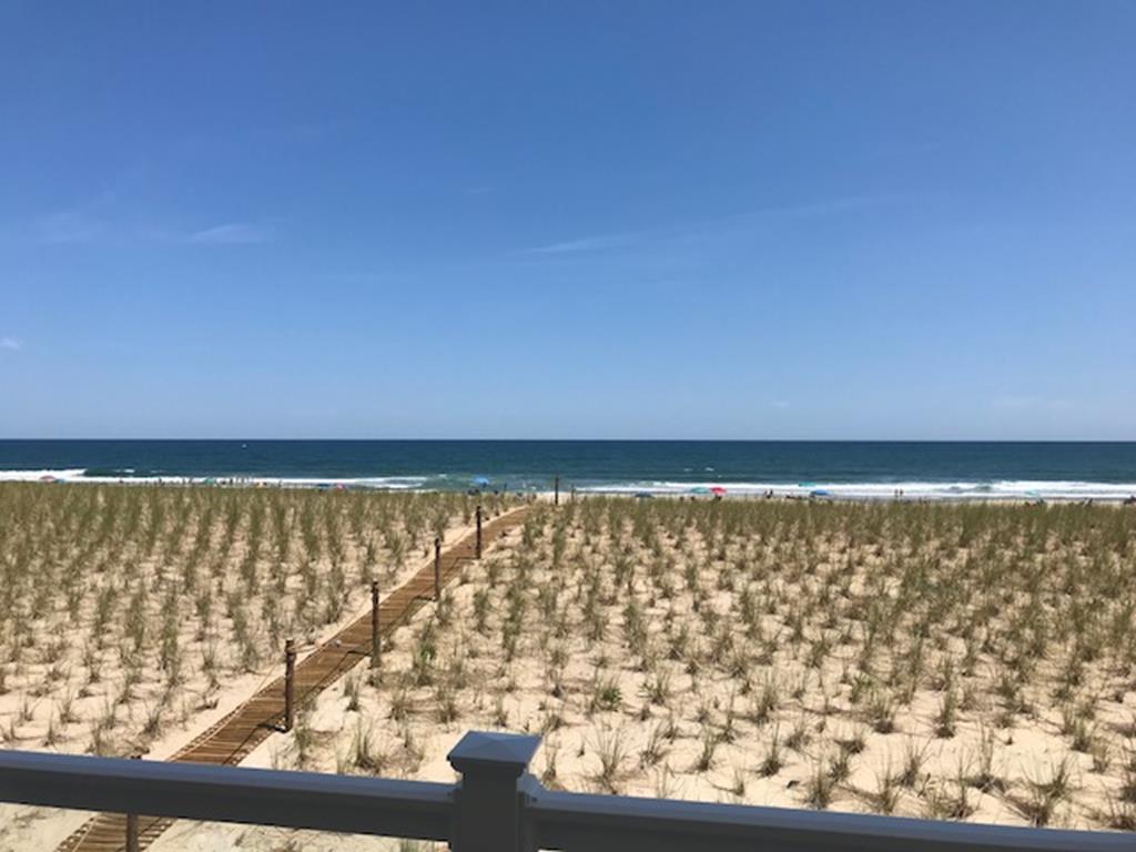 209 E South 31st Street, Beach Haven Gardens (Ocean Front)