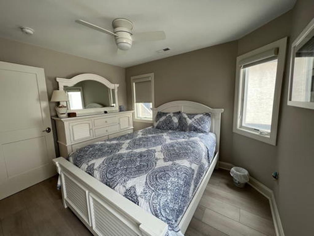 8 59th Street - Picture 
