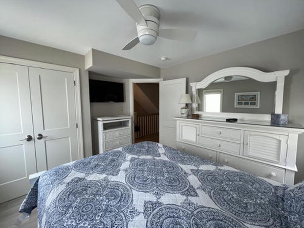 8 59th Street - Picture 