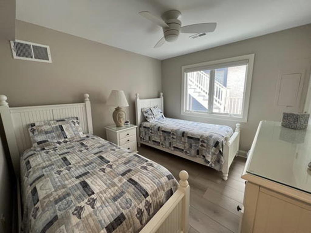 8 59th Street - Picture 