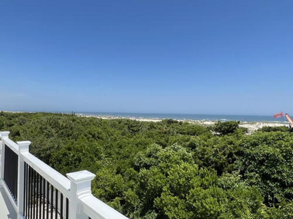 8 59th Street - Picture 