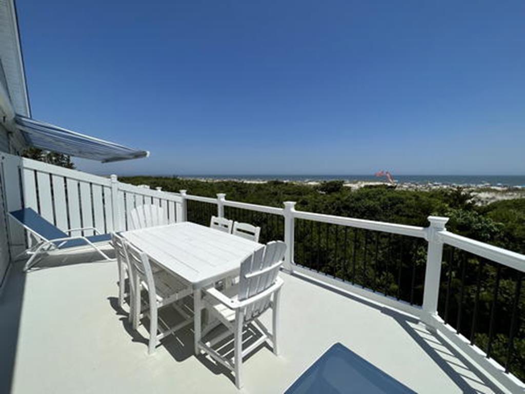 8 59th Street - Picture 