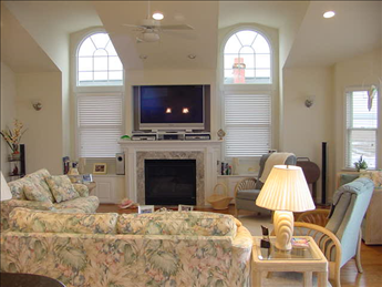 221 76th Street - Picture 