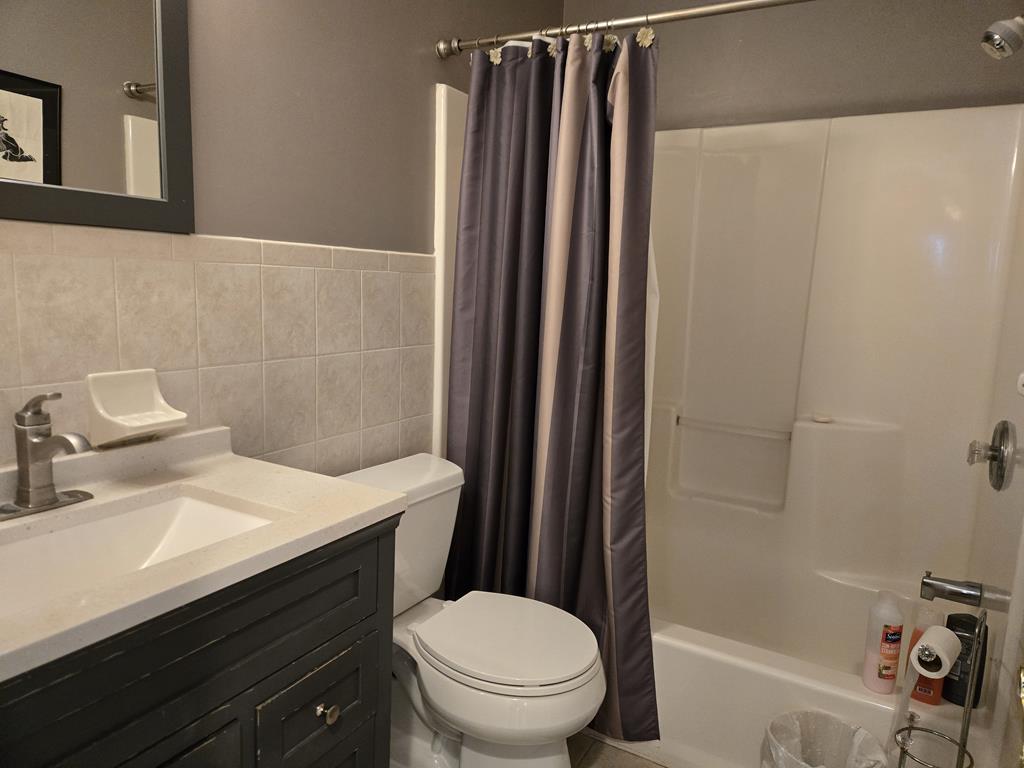 2305 Landis Avenue - Picture 