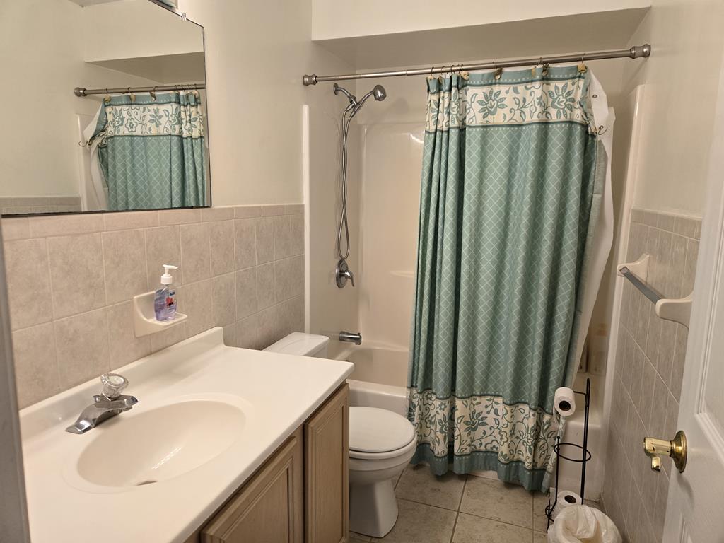 2305 Landis Avenue - Picture 