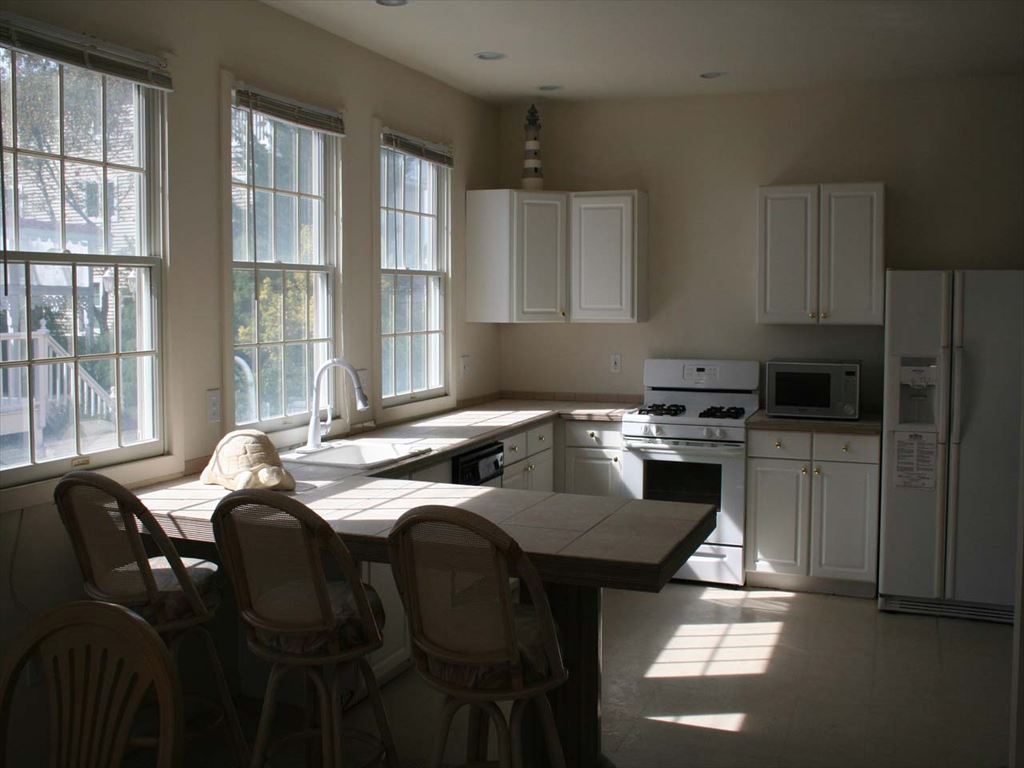 7904 Central Avenue - Picture 