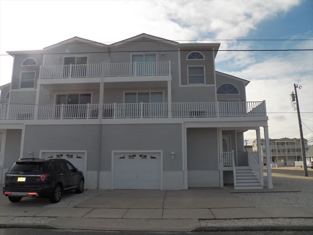 140 74th Street - Picture 