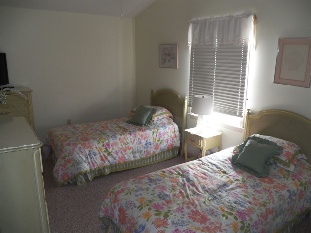 140 74th Street - Picture 