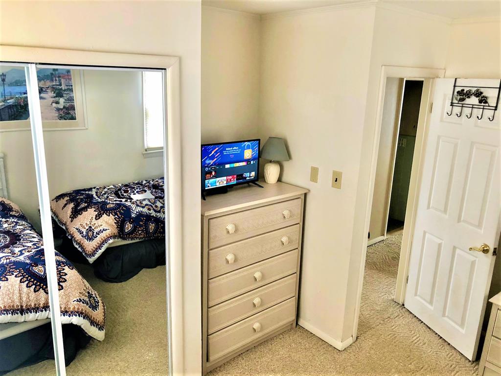 9300 Pleasure Avenue - Picture 