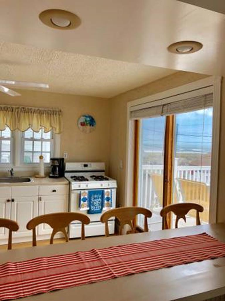 17 43rd Street - Picture 